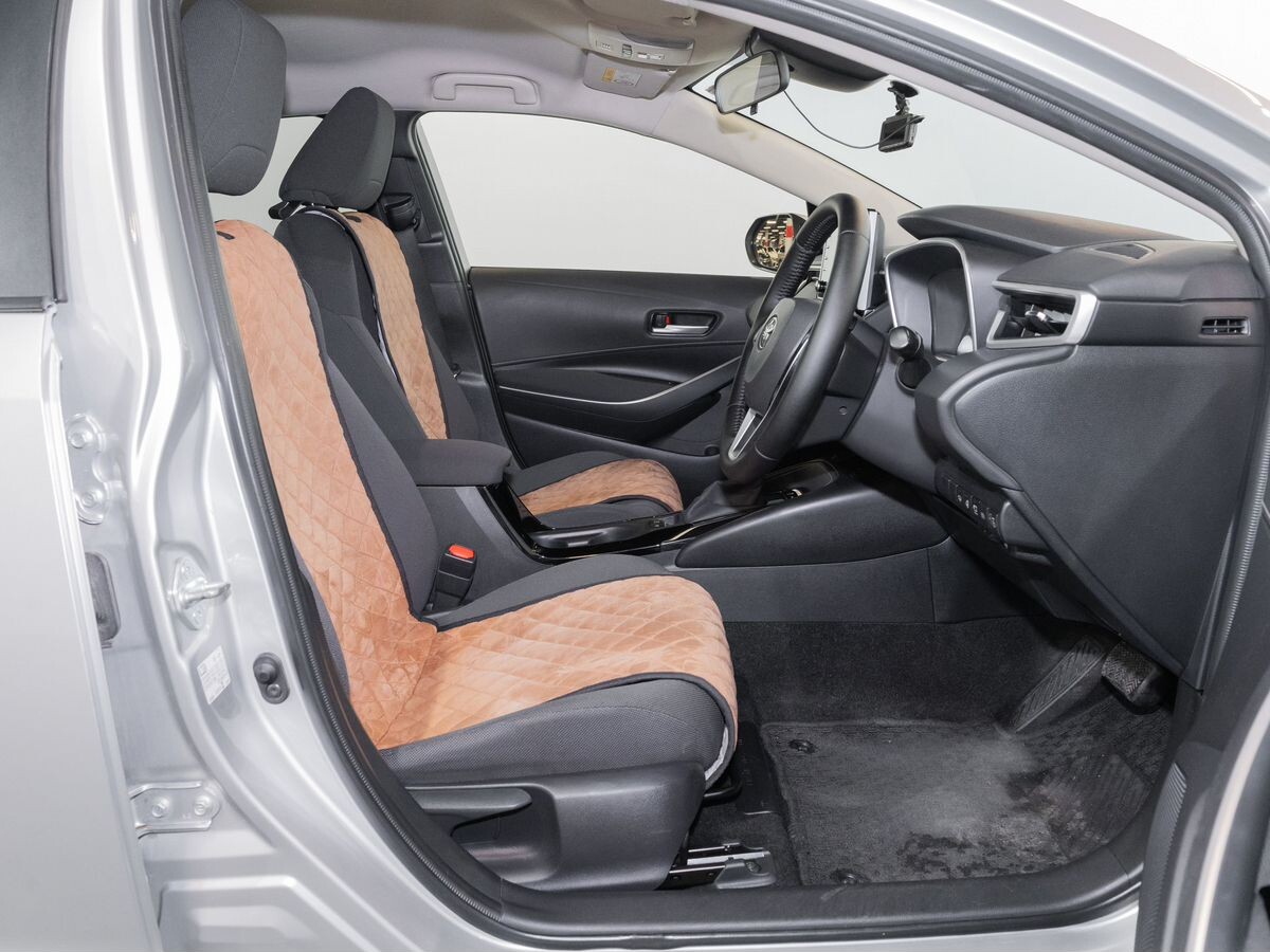 Toyota Corolla 2019 - фото автомобиля