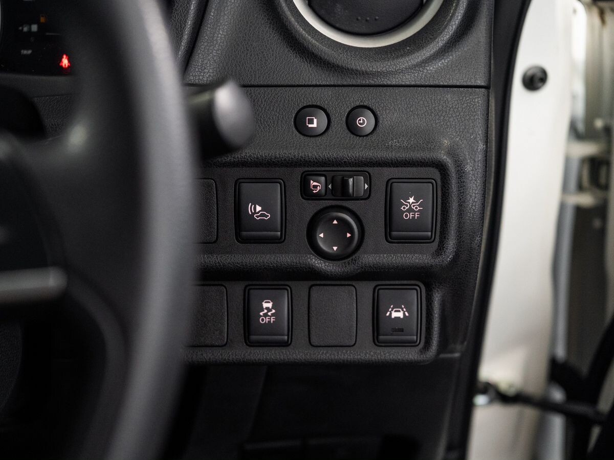 Nissan Note 2019 - фото автомобиля