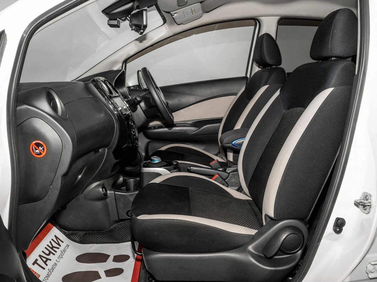 Nissan Note 2019 - фото автомобиля