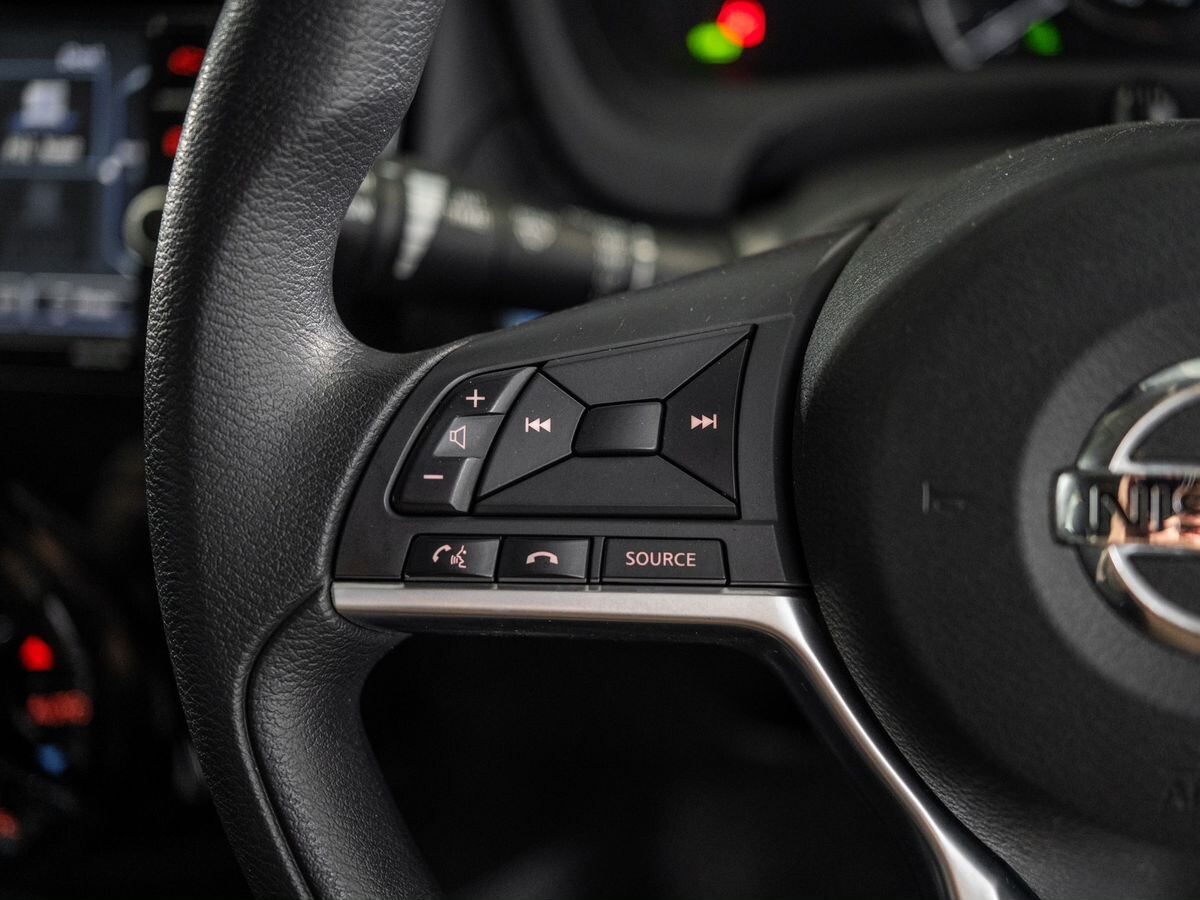 Nissan Note 2019 - фото автомобиля