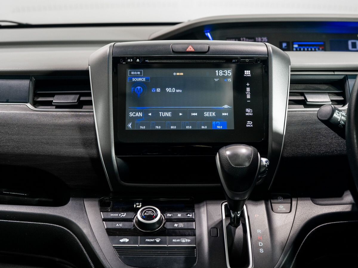 Honda Freed 2016 - фото автомобиля