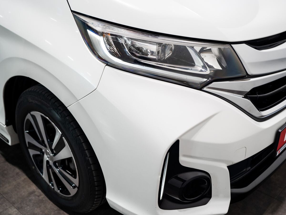 Honda Freed 2016 - фото автомобиля