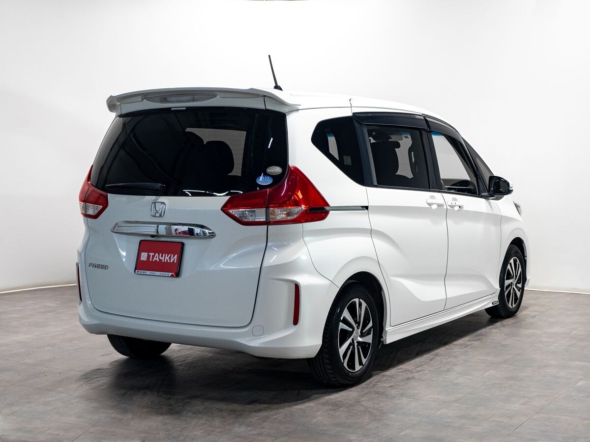 Honda Freed 2016 - фото автомобиля
