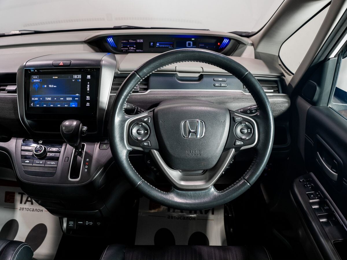 Honda Freed 2016 - фото автомобиля