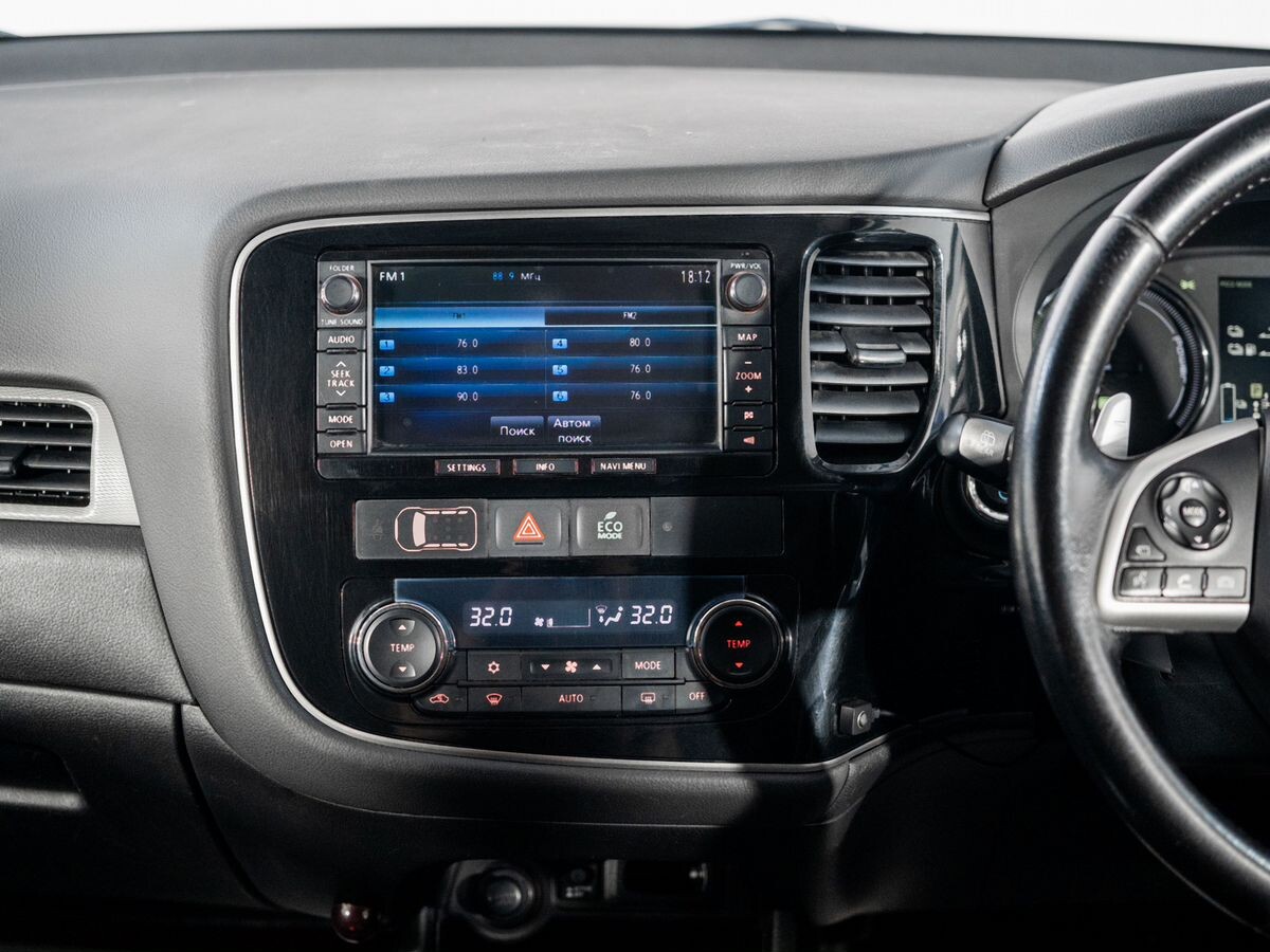 Mitsubishi Outlander 2015 - фото автомобиля