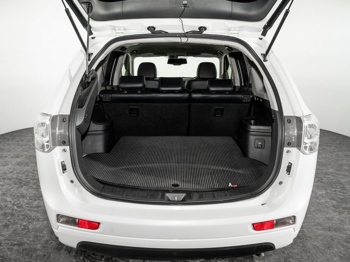 Mitsubishi Outlander 2015 - фото автомобиля
