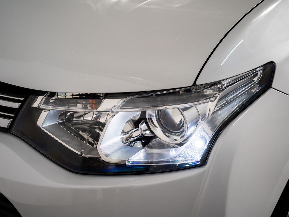 Mitsubishi Outlander 2015 - фото автомобиля