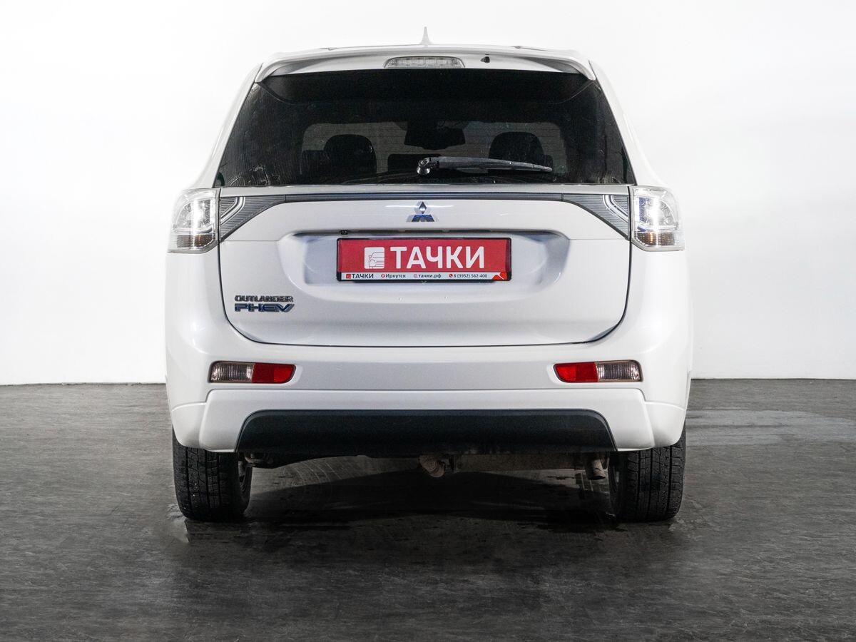 Mitsubishi Outlander 2015 - фото автомобиля