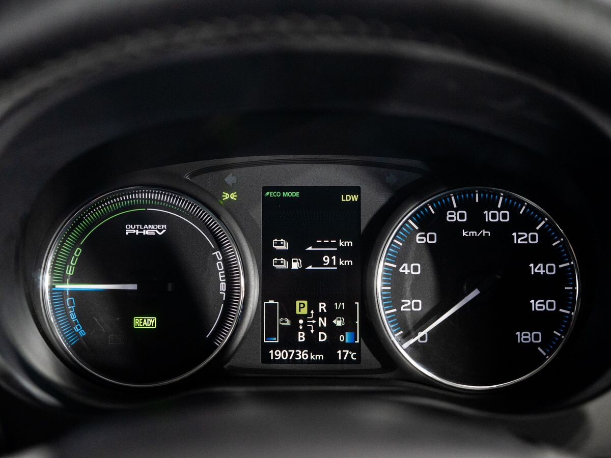 Mitsubishi Outlander 2015 - фото автомобиля