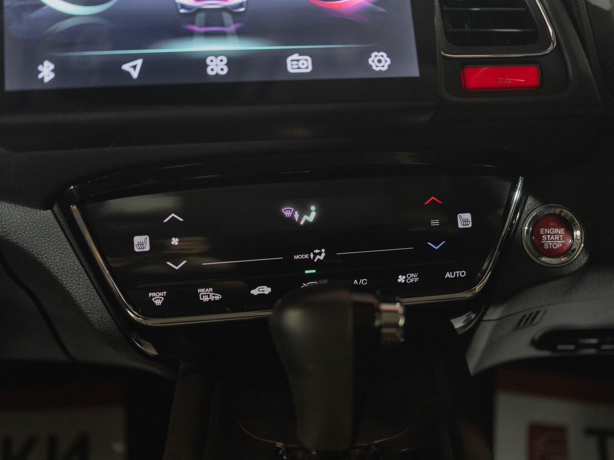 Honda Vezel 2015 - фото автомобиля