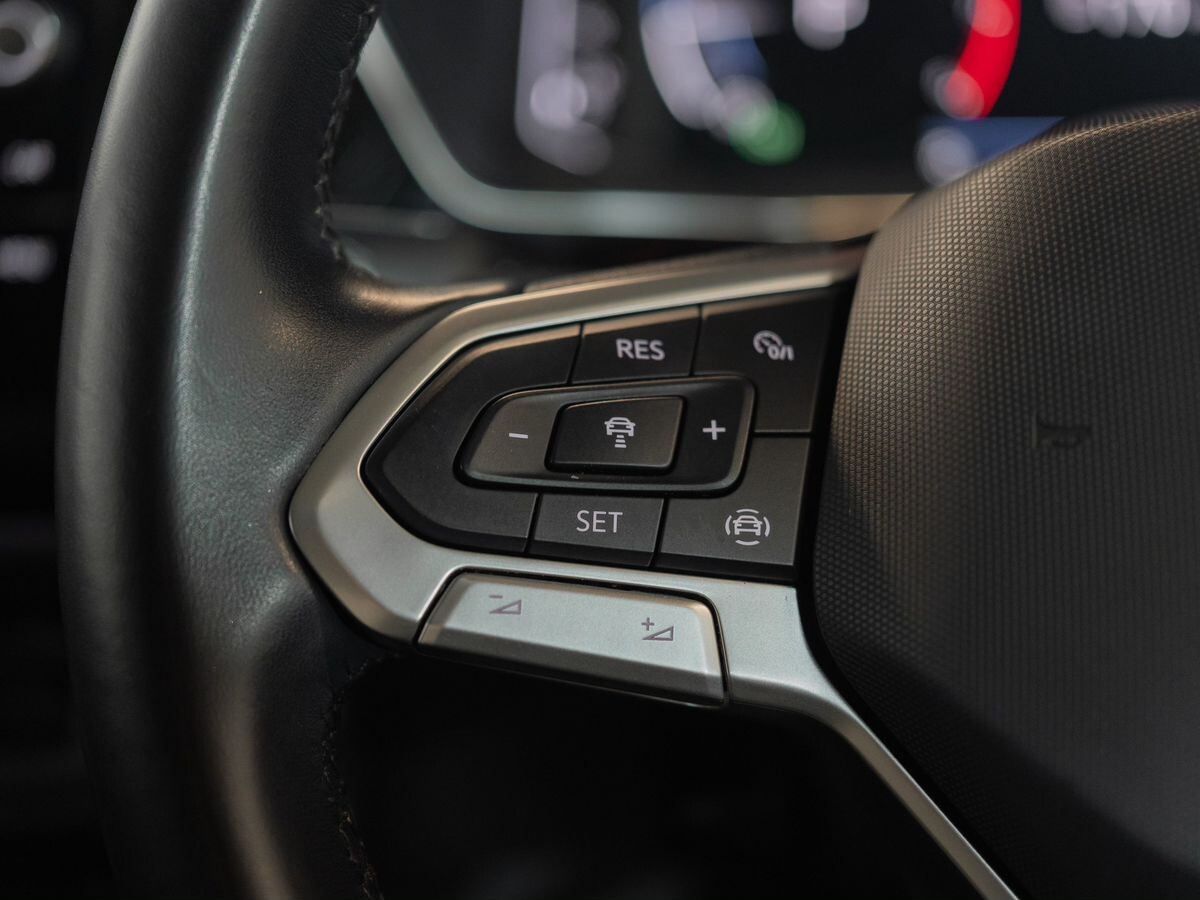 Volkswagen T-Cross 2020 - фото автомобиля