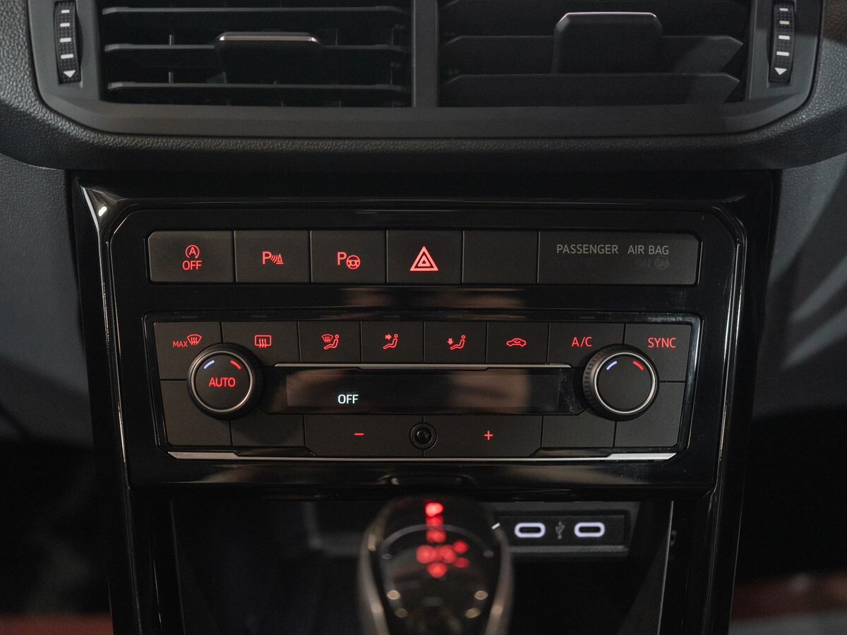 Volkswagen T-Cross 2020 - фото автомобиля