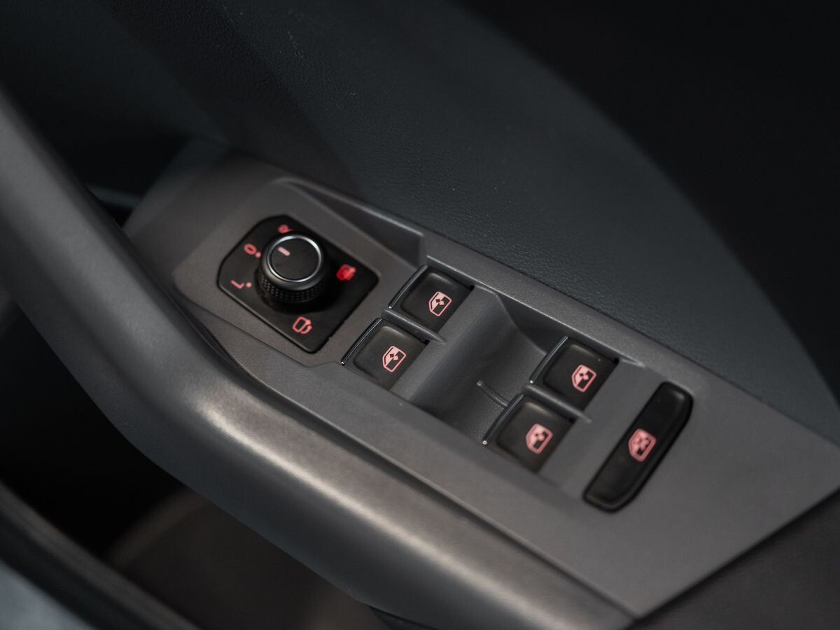 Volkswagen T-Cross 2020 - фото автомобиля