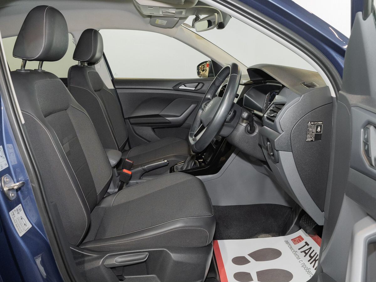 Volkswagen T-Cross 2020 - фото автомобиля