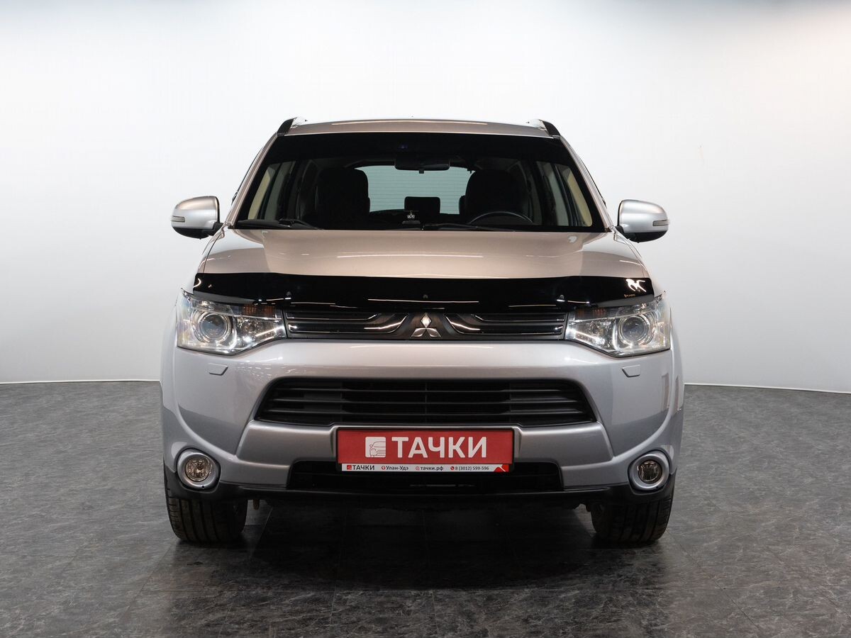 Mitsubishi Outlander 2012 - фото автомобиля