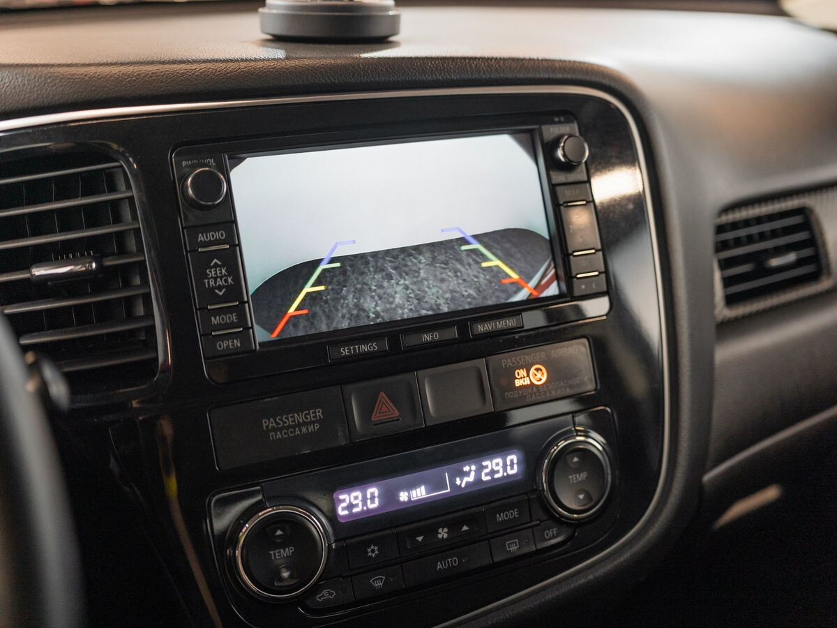 Mitsubishi Outlander 2012 - фото автомобиля