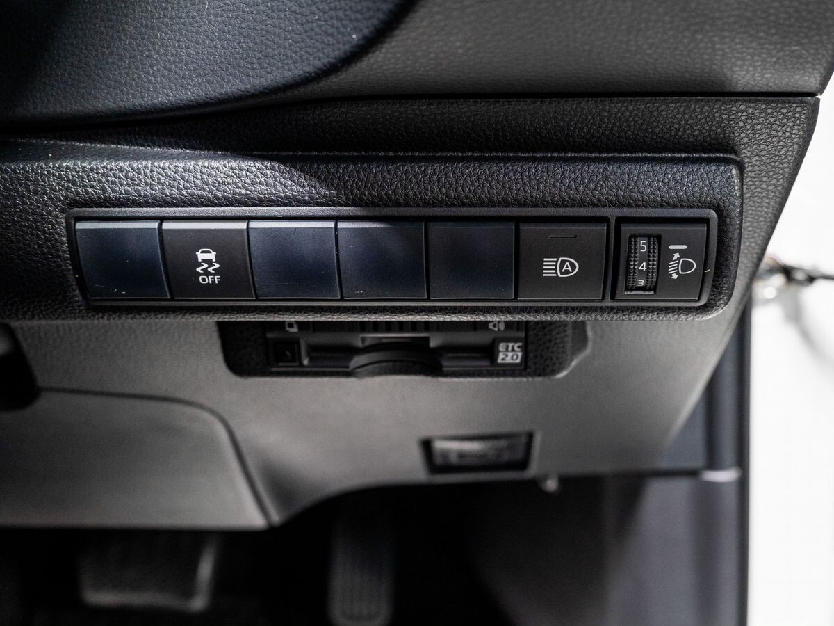 Toyota Corolla 2019 - фото автомобиля