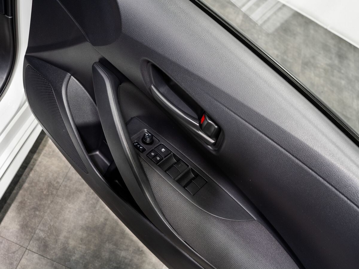 Toyota Corolla 2019 - фото автомобиля