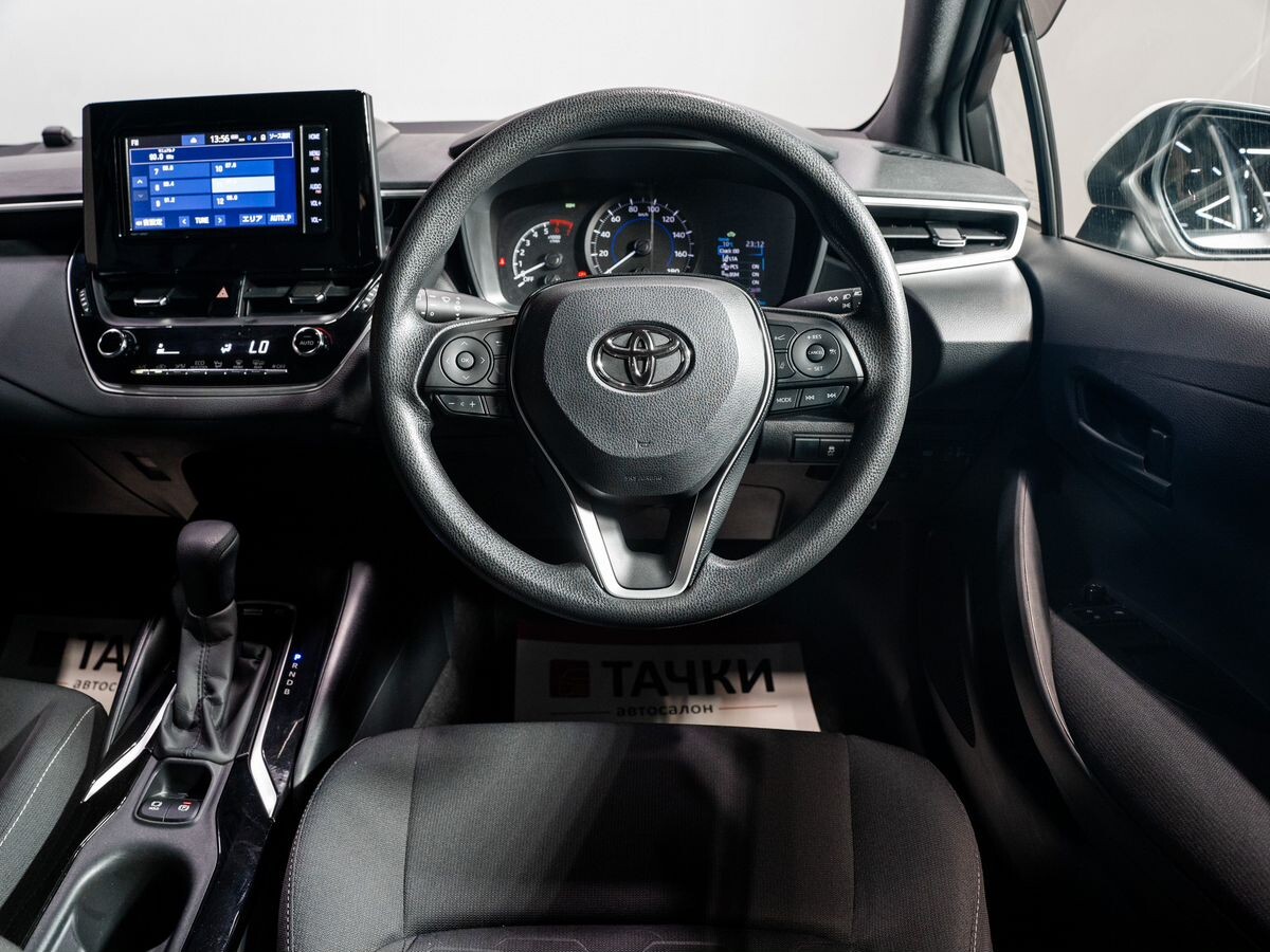 Toyota Corolla 2019 - фото автомобиля
