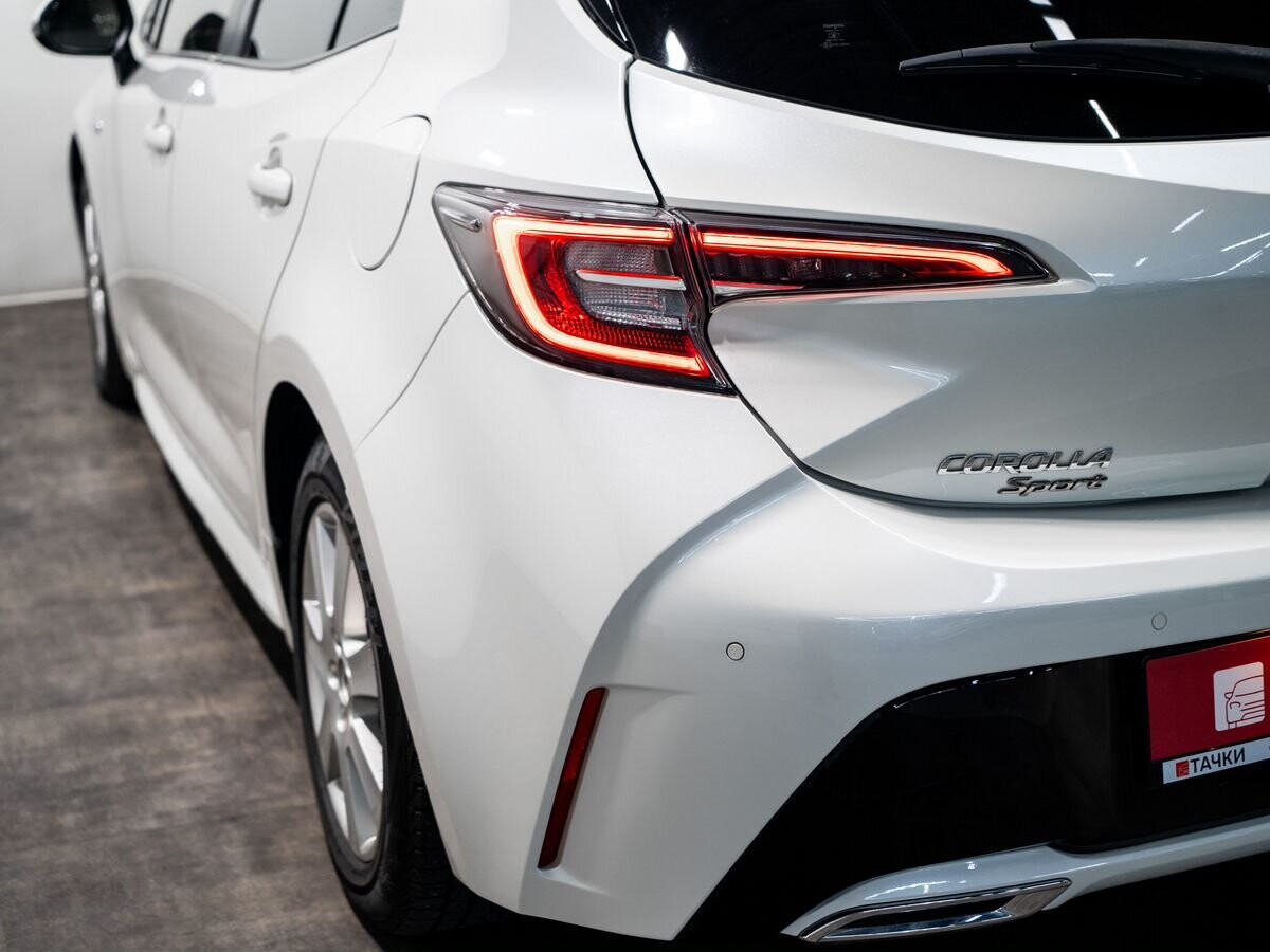 Toyota Corolla 2019 - фото автомобиля