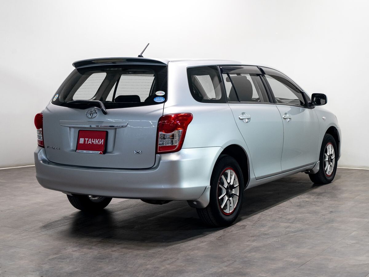Toyota Corolla Fielder 2010 - фото автомобиля