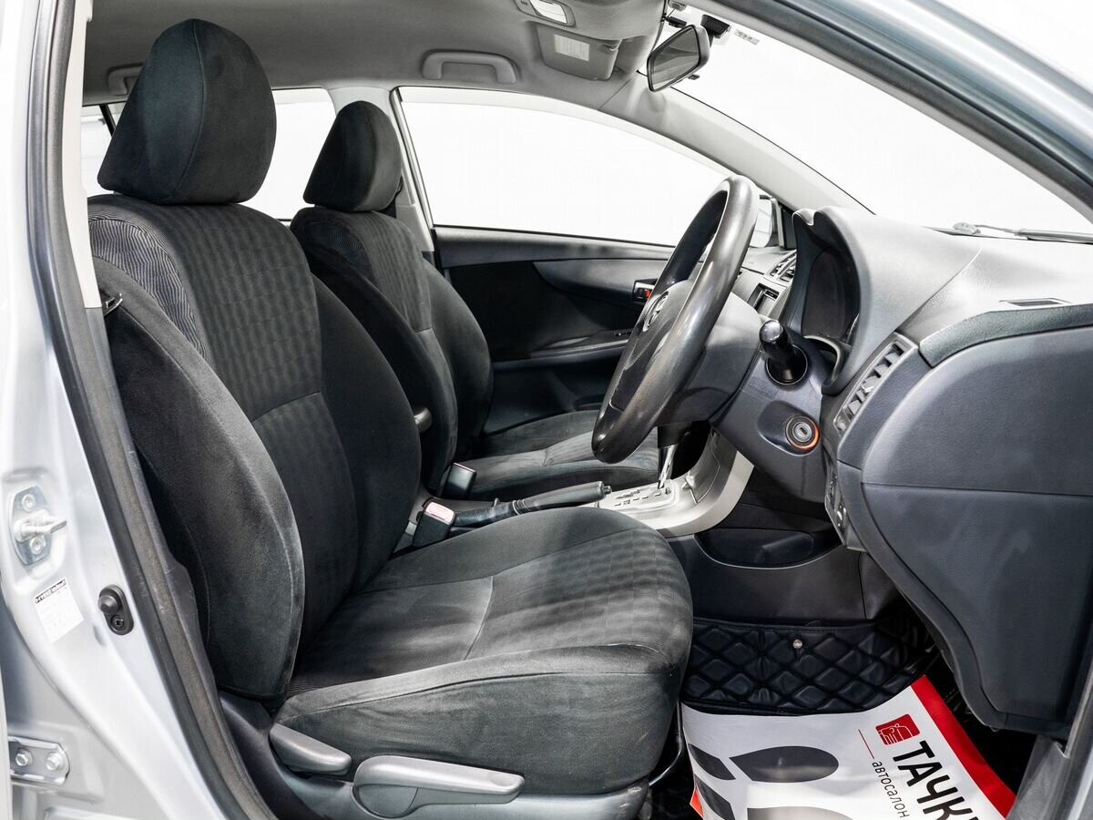 Toyota Corolla Fielder 2010 - фото автомобиля