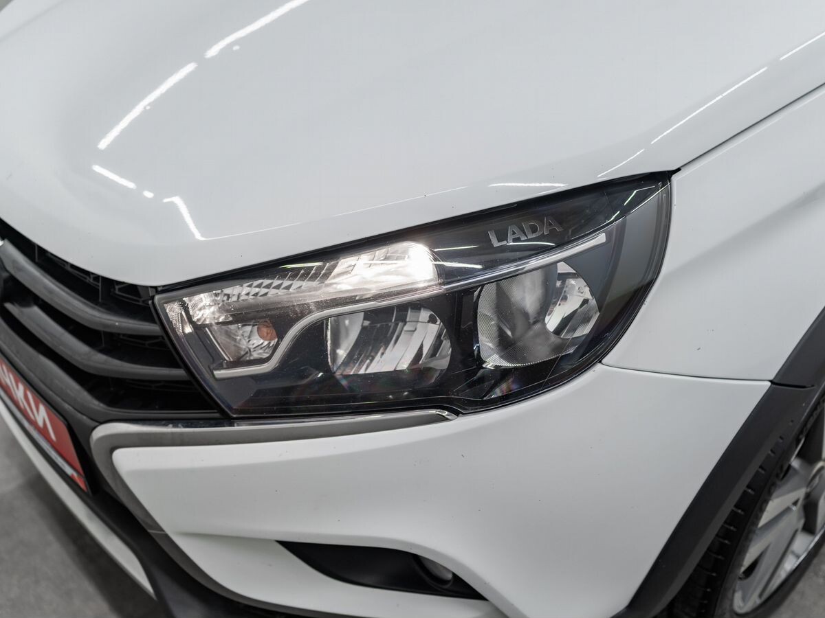 Лада Веста Кросс 2019 - фото автомобиля