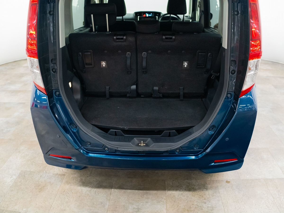 Toyota Roomy 2018 - фото автомобиля