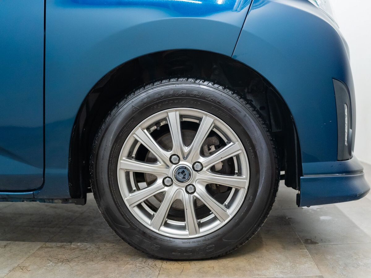 Toyota Roomy 2018 - фото автомобиля