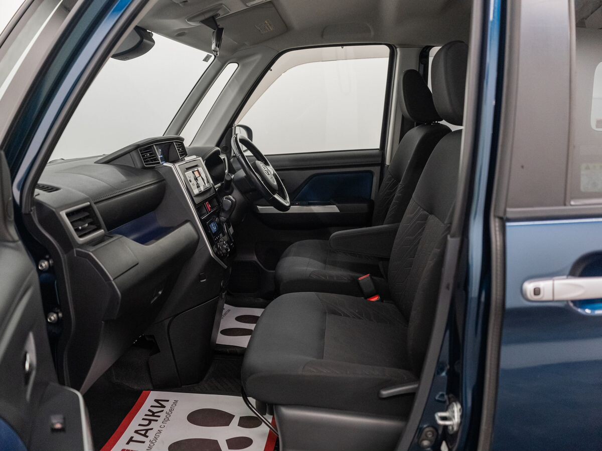 Toyota Roomy 2018 - фото автомобиля