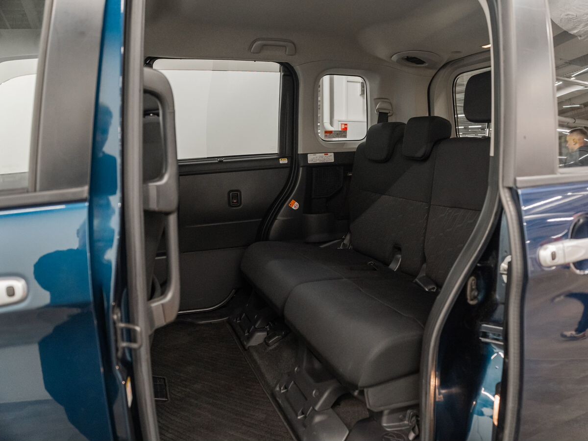 Toyota Roomy 2018 - фото автомобиля