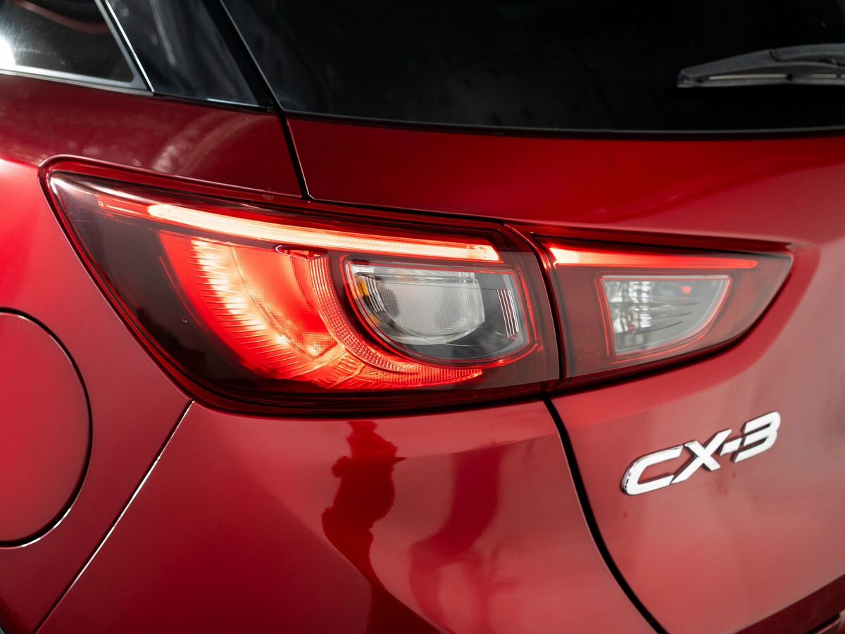 Mazda CX-3 2017 - фото автомобиля