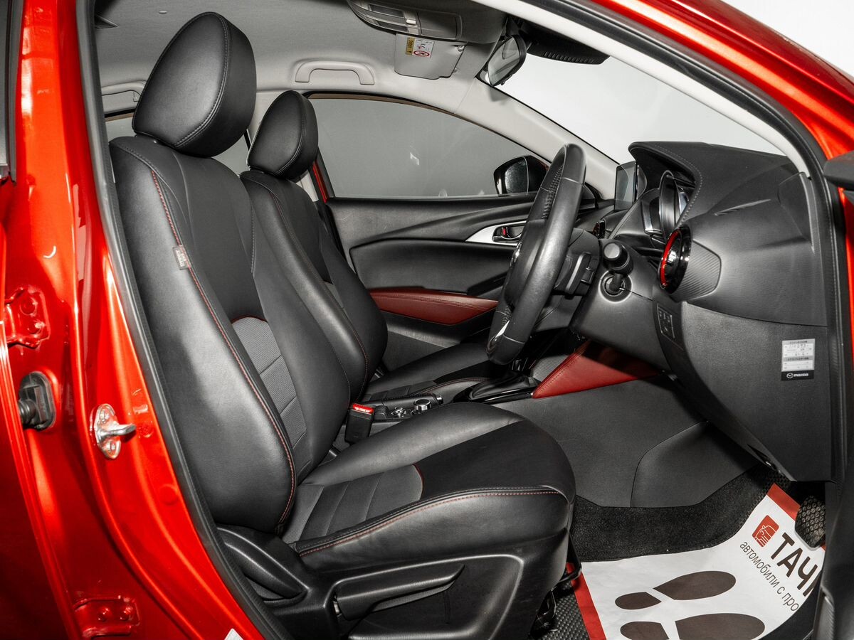 Mazda CX-3 2017 - фото автомобиля