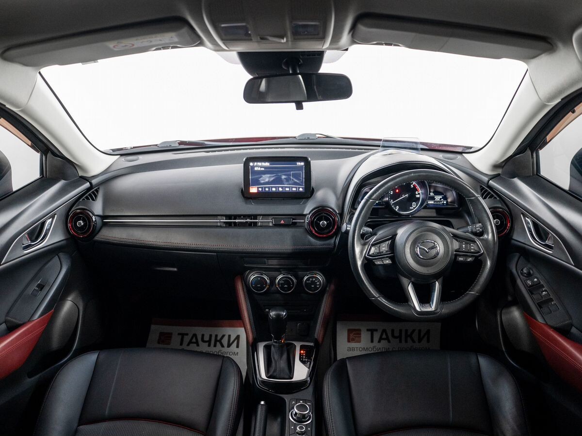 Mazda CX-3 2017 - фото автомобиля