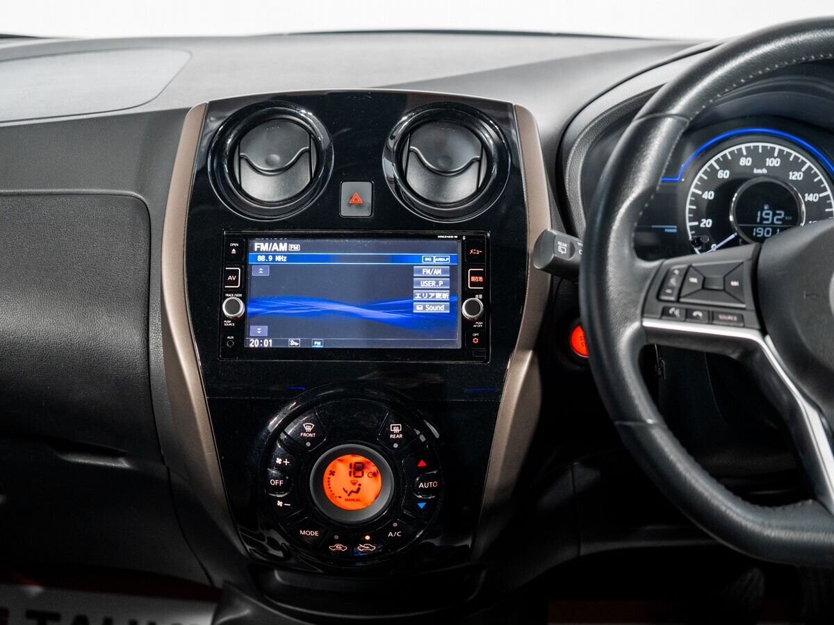 Nissan Note 2017 - фото автомобиля