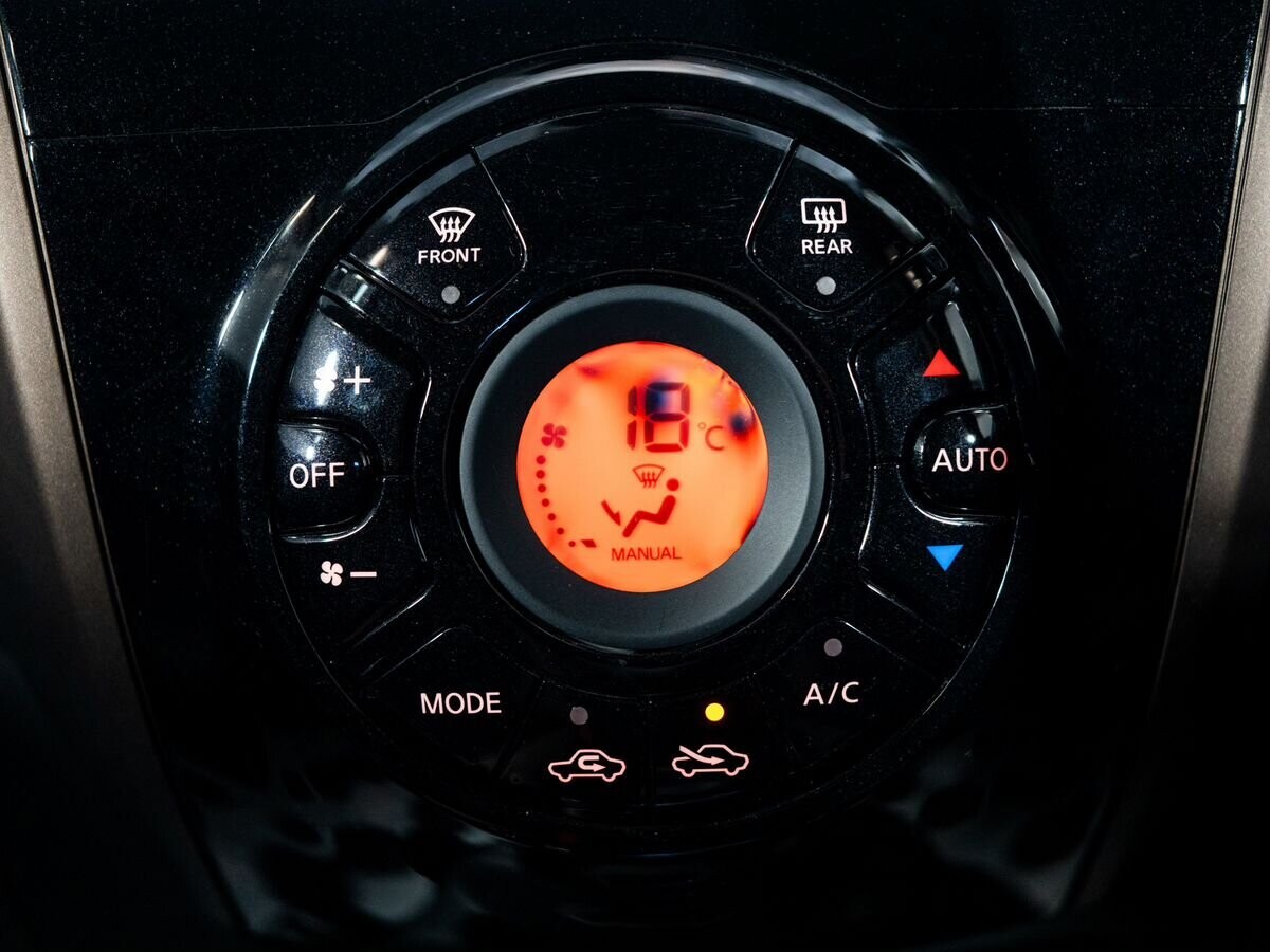 Nissan Note 2017 - фото автомобиля