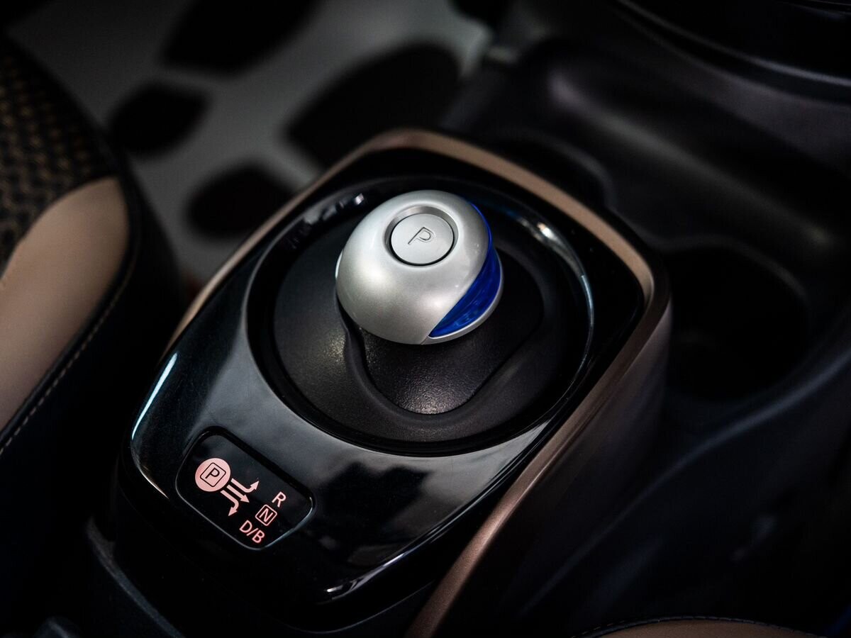 Nissan Note 2017 - фото автомобиля
