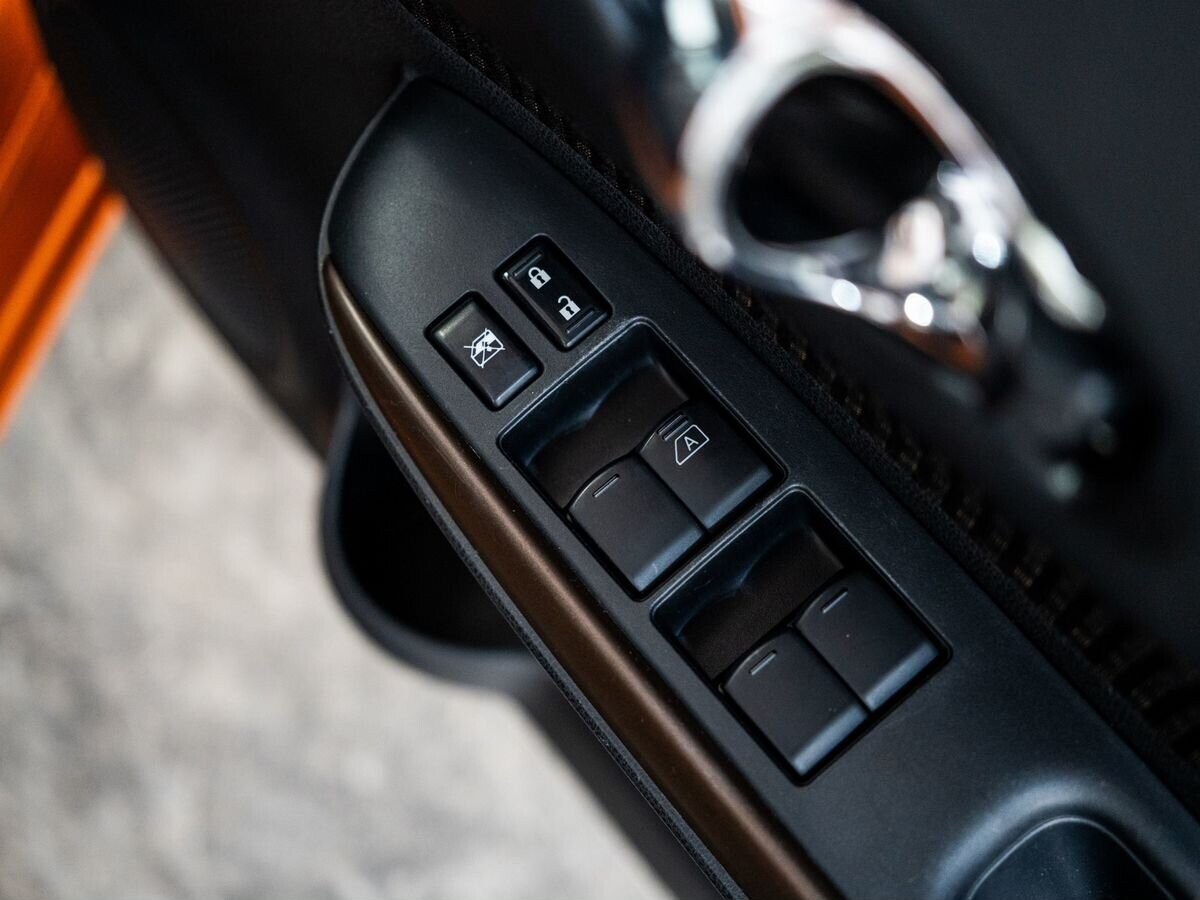 Nissan Note 2017 - фото автомобиля