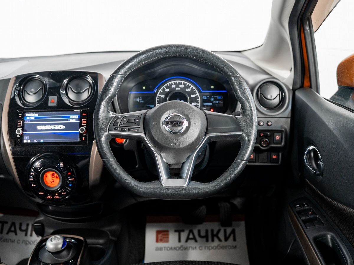 Nissan Note 2017 - фото автомобиля