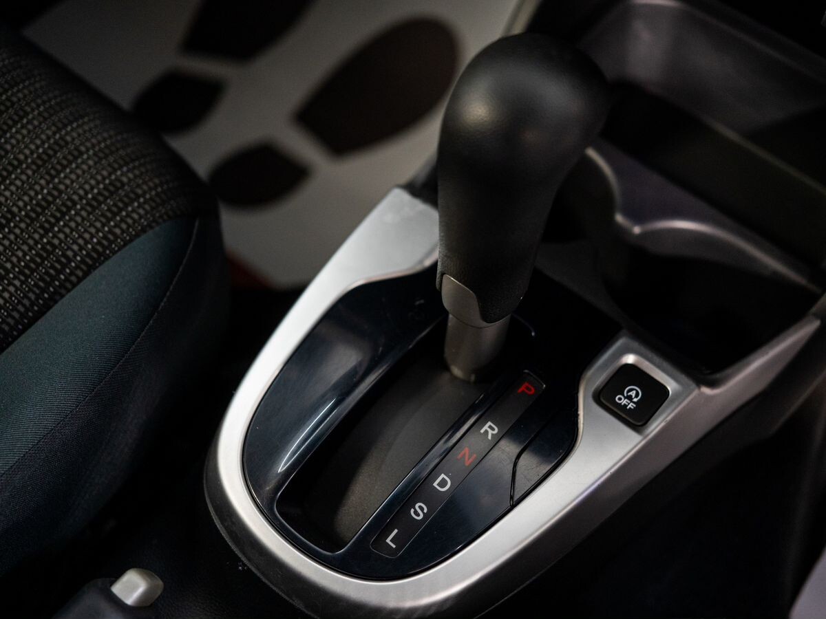 Honda Fit 2013 - фото автомобиля