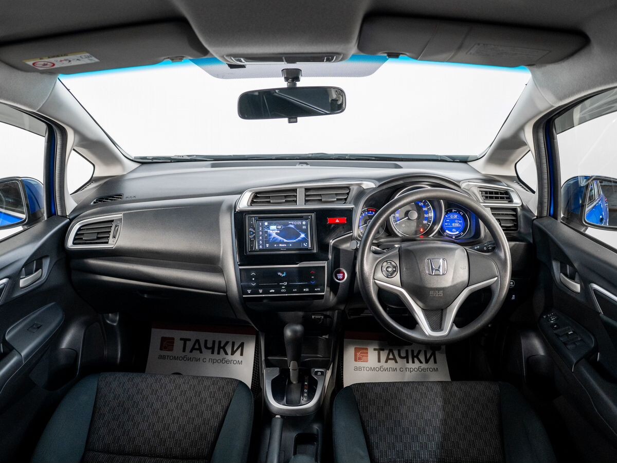 Honda Fit 2013 - фото автомобиля