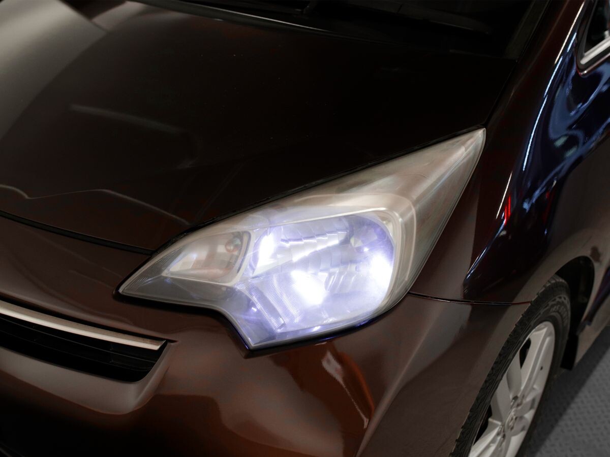 Toyota Ractis 2011 - фото автомобиля