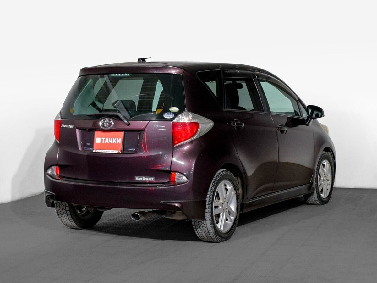 Toyota Ractis 2011 - фото автомобиля