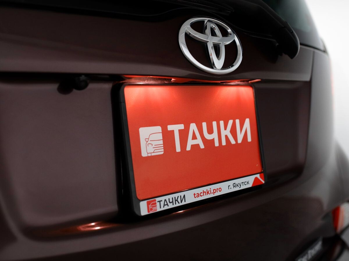 Toyota Ractis 2011 - фото автомобиля