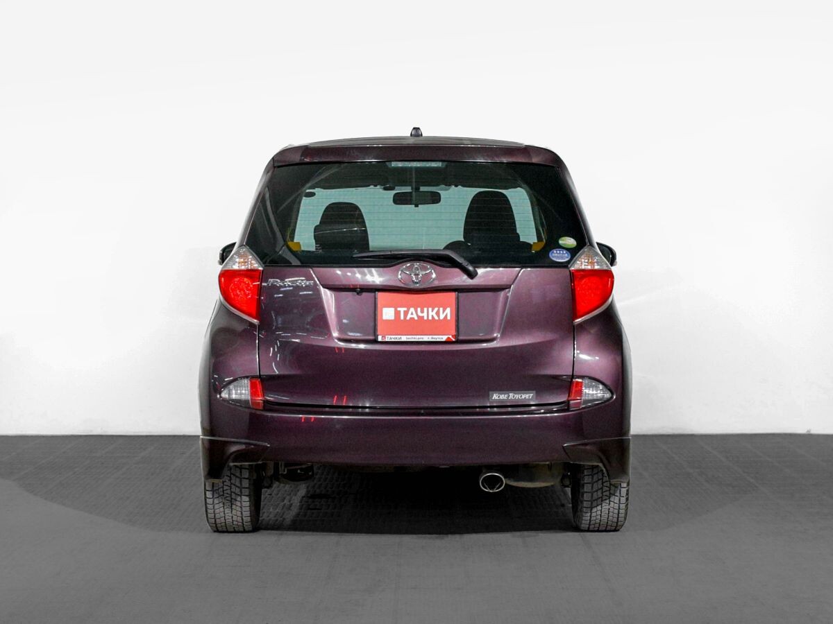 Toyota Ractis 2011 - фото автомобиля