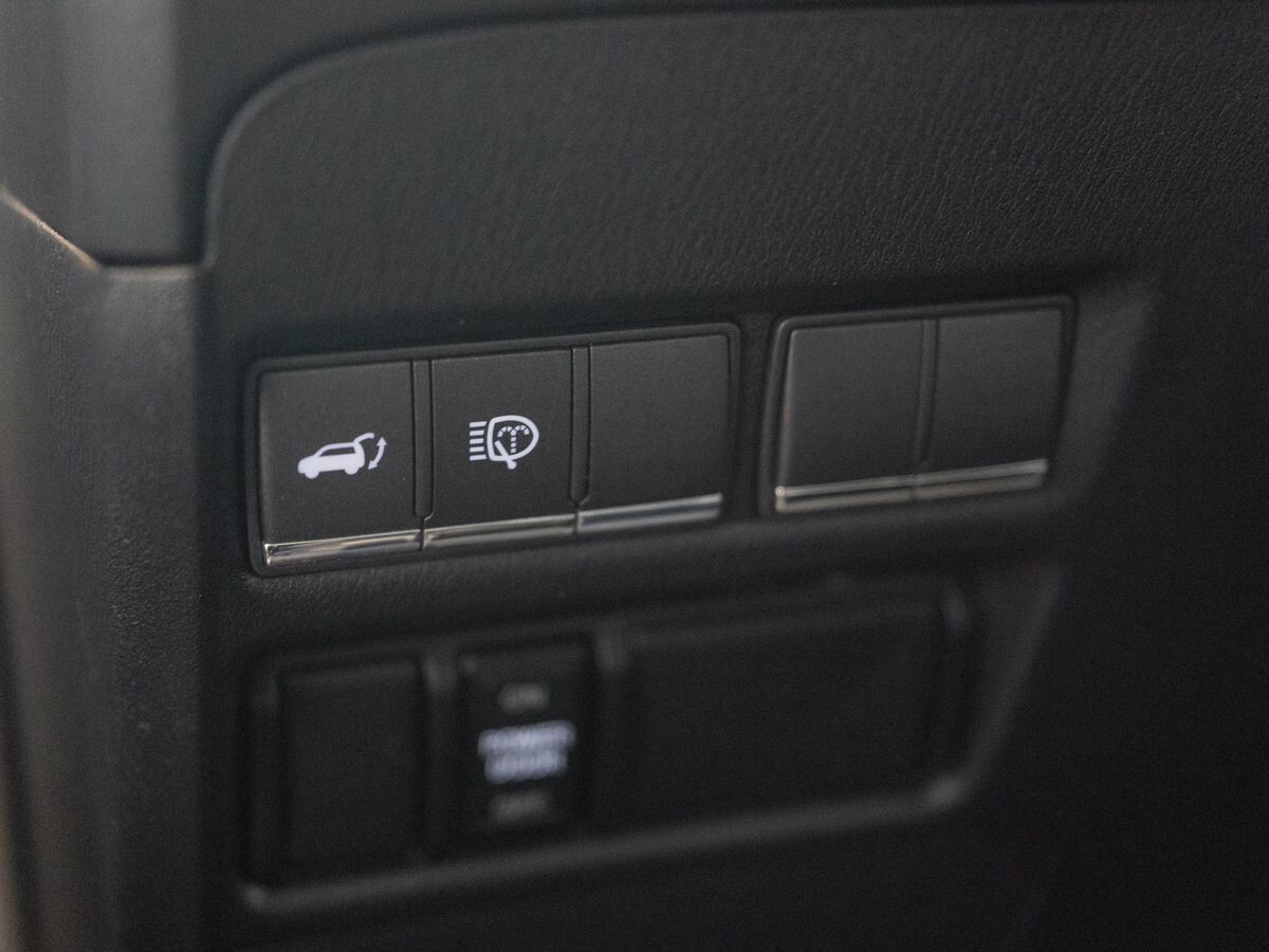 Infiniti QX80 2017 - фото автомобиля