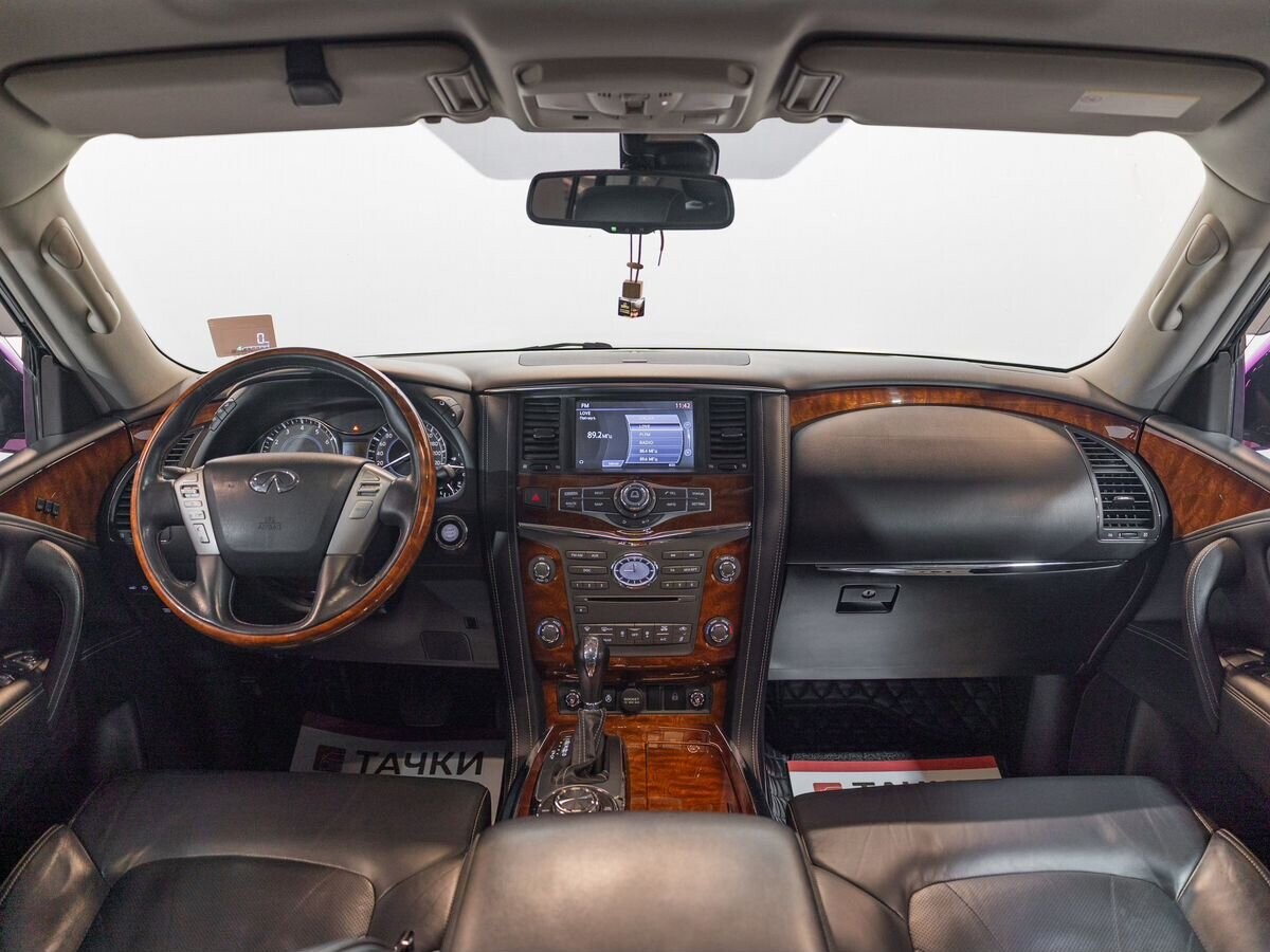 Infiniti QX80 2017 - фото автомобиля