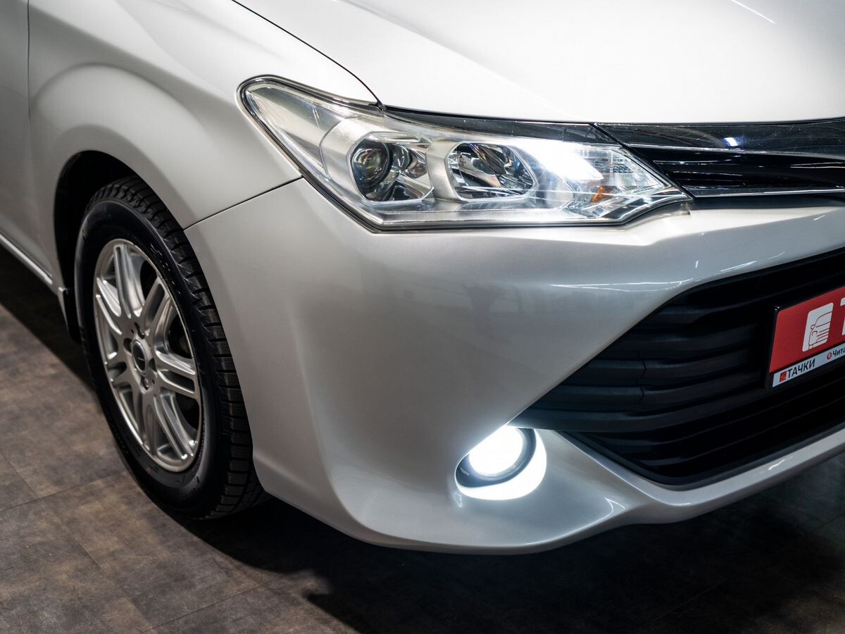 Toyota Corolla Fielder 2015 - фото автомобиля