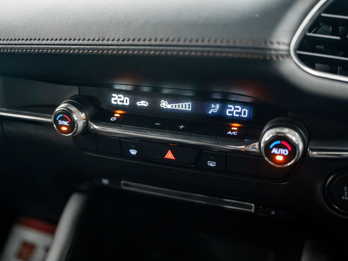 Mazda Mazda3 2022 - фото автомобиля