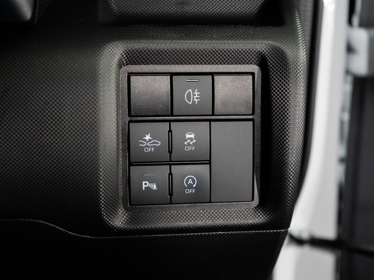 Daihatsu Rocky 2020 - фото автомобиля
